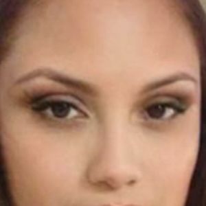 Meet your Posher, Ana nelly